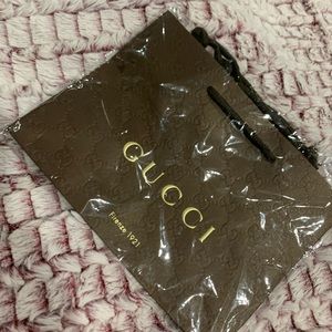 Gucci paper bag